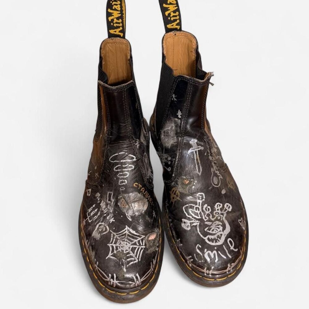 RARE Dr. Martens 2976 YS hand-painted custom graffiti chelsea boots, US L 10 - Picture 2 of 7